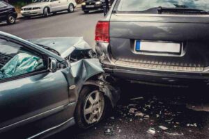 incidente macchina assicurazione danno
