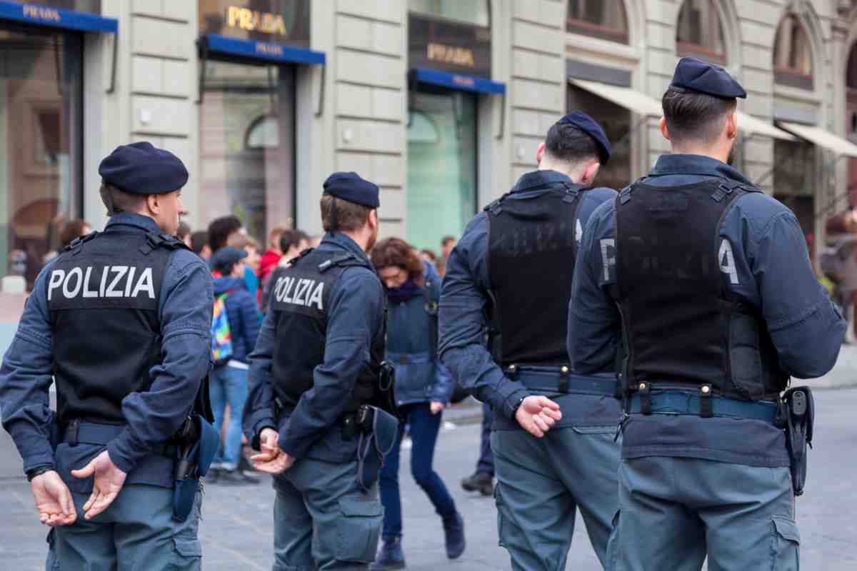 polizia regole come entrare requisiti